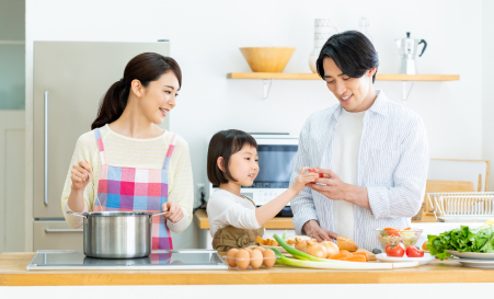 家族で食事